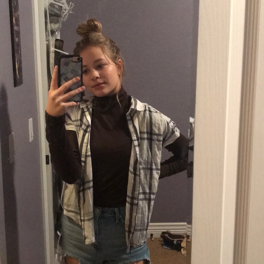 American Eagle plaid button up